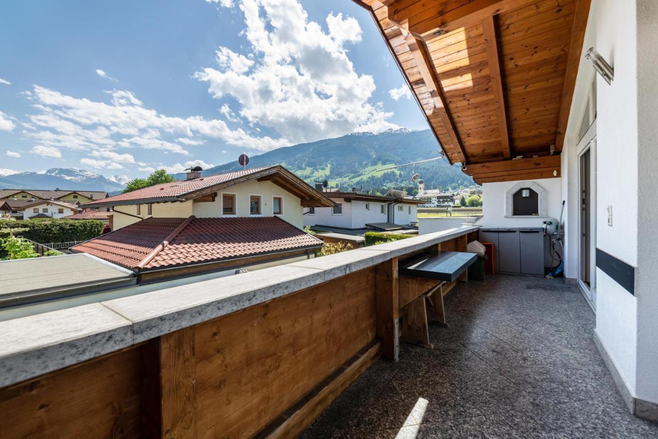 Haus Rudi Daire Ried im Zillertal Dış mekan fotoğraf